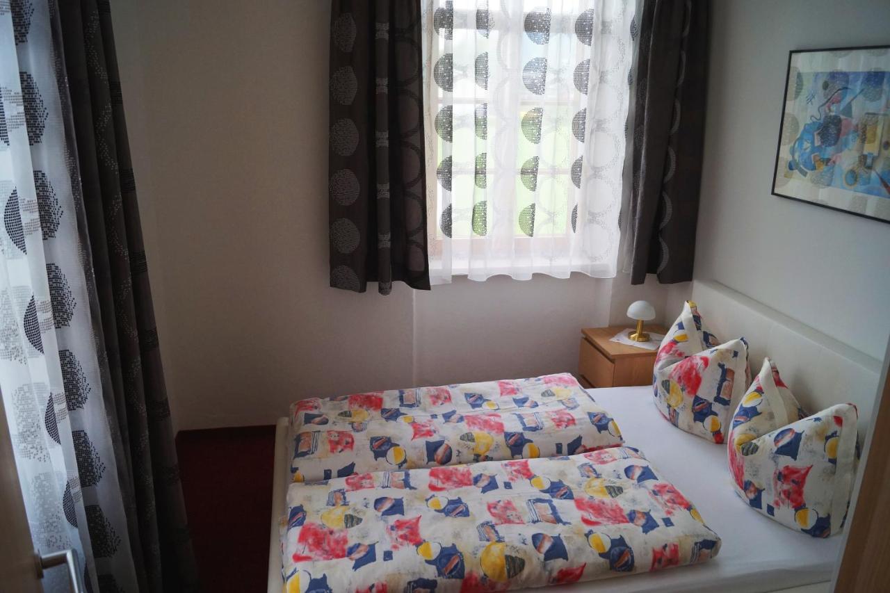 Ferienwohnung Sonnwendhof "Kellerjochblick" Швац Екстериор снимка